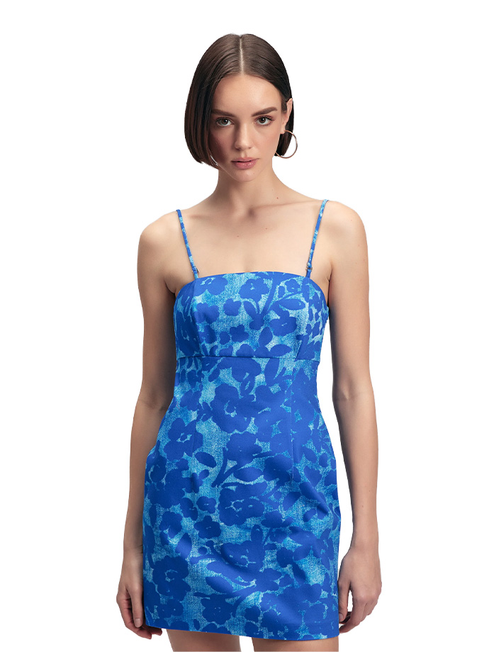 Платье с цветами